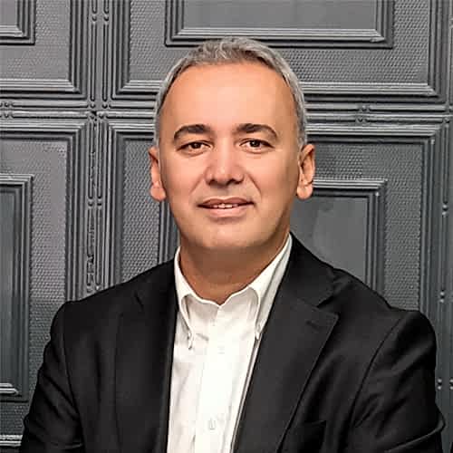 Güven Karaöz